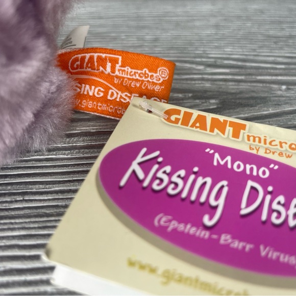 Vintage 2001 giant microbe Kissing Disease Mono with tag perfect for Valentine’s - Picture 5 of 7